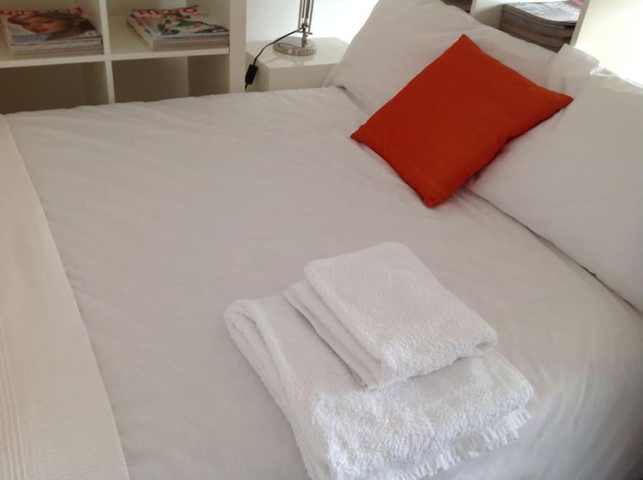 Zone 1! 2 Bed Duplex Apartment! London Exteriör bild